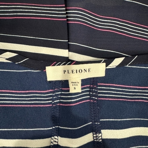 Pleione Dark Blue Stripe Short Sleeve Top (S) - Picture 7 of 8